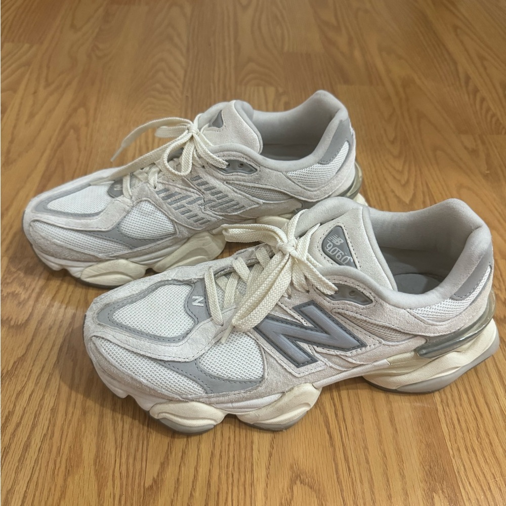 New Balance 9060 Sneakers